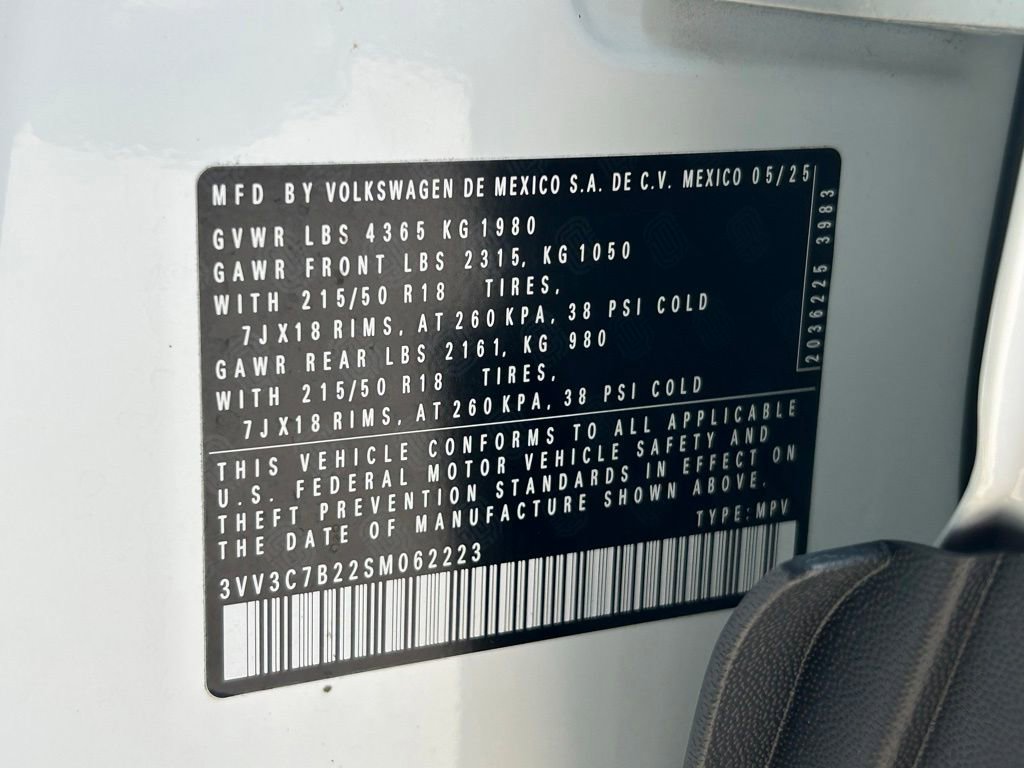 Used 2025 Volkswagen Taos SE FWD image 62