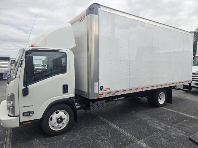 Used 2024 Chevrolet Low Cab Forward RWD image 2