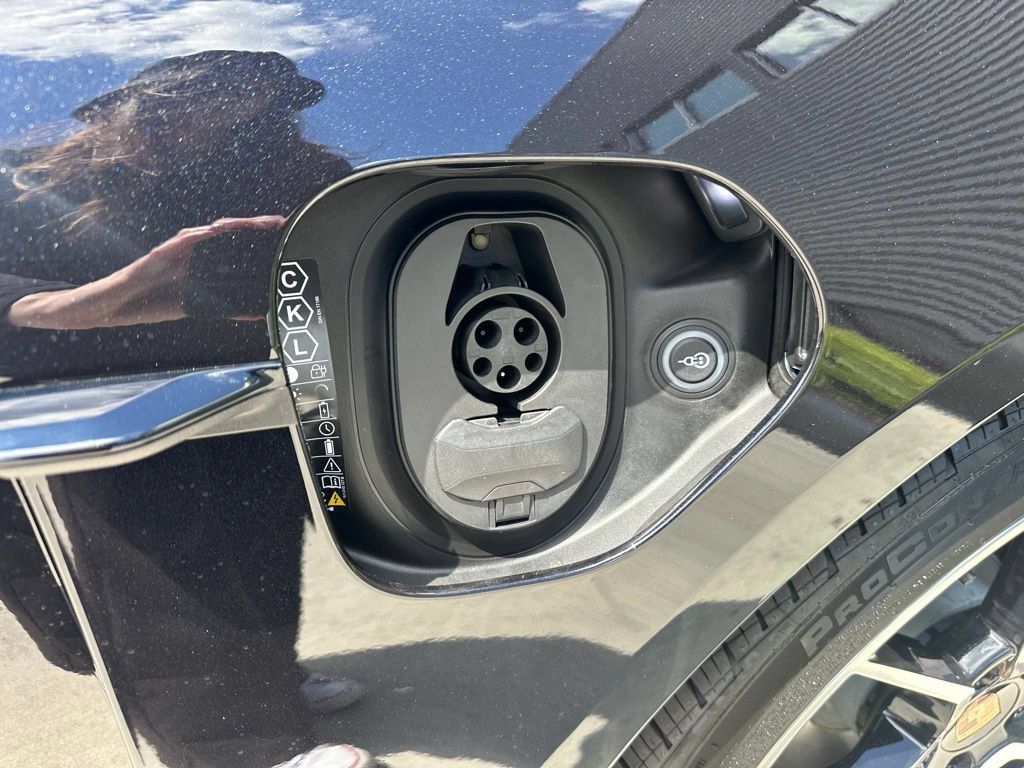 New 2026 Porsche Taycan AWD/4WD image 42