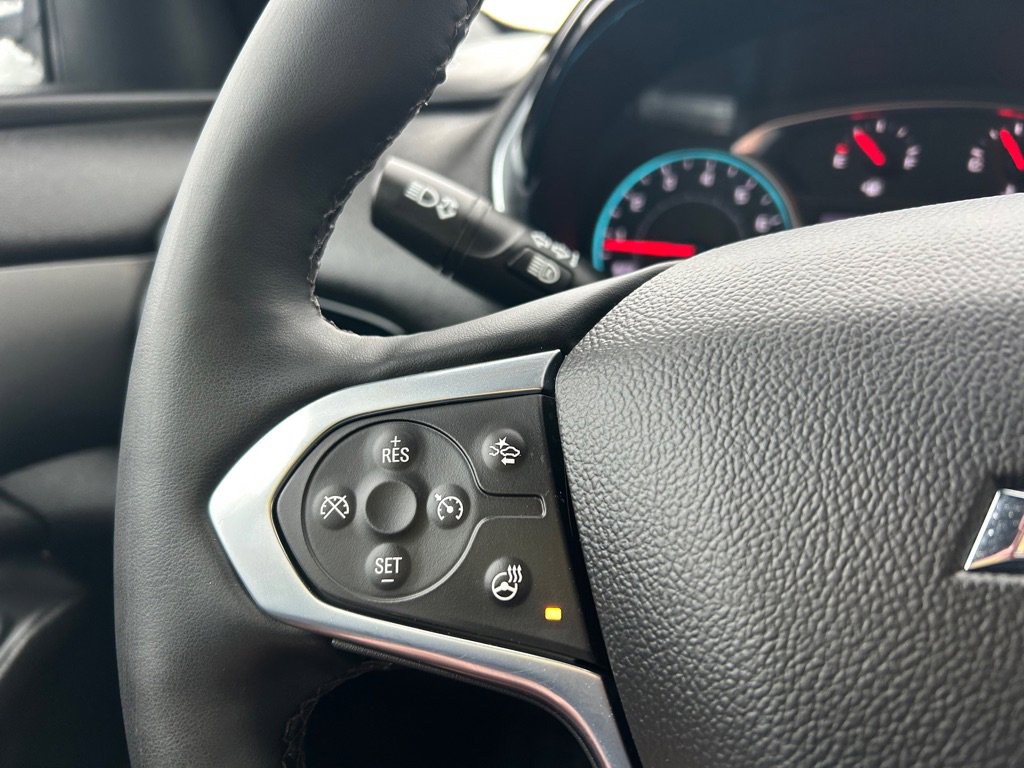 Used 2023 Chevrolet Traverse LT image 42