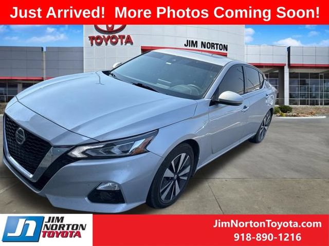 Used 2022 Nissan Altima 2.5 SL FWD image 2