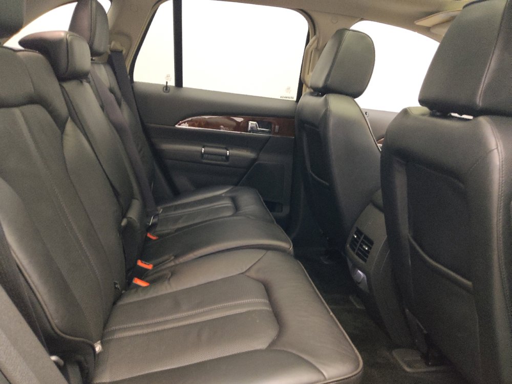 Used 2014 Lincoln MKX AWD w/ Equipment Group 101A image 19