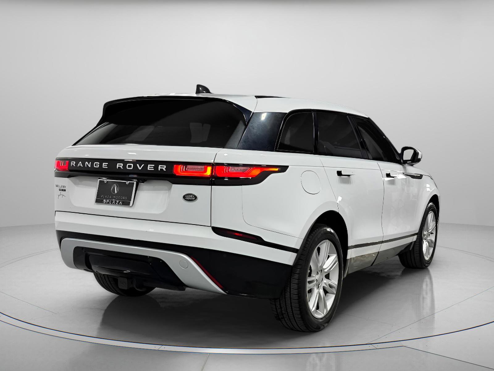 Used 2019 Land Rover Range Rover Velar S image 5