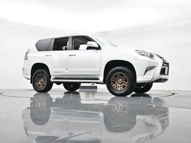 Used 2017 Lexus GX 460 w/ Navigation Package AWD/4WD image 40