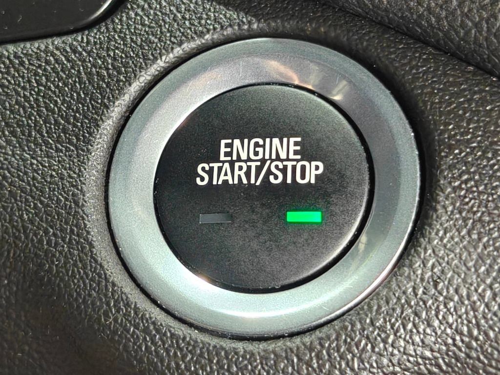 Used 2024 Chevrolet Equinox LT FWD image 10