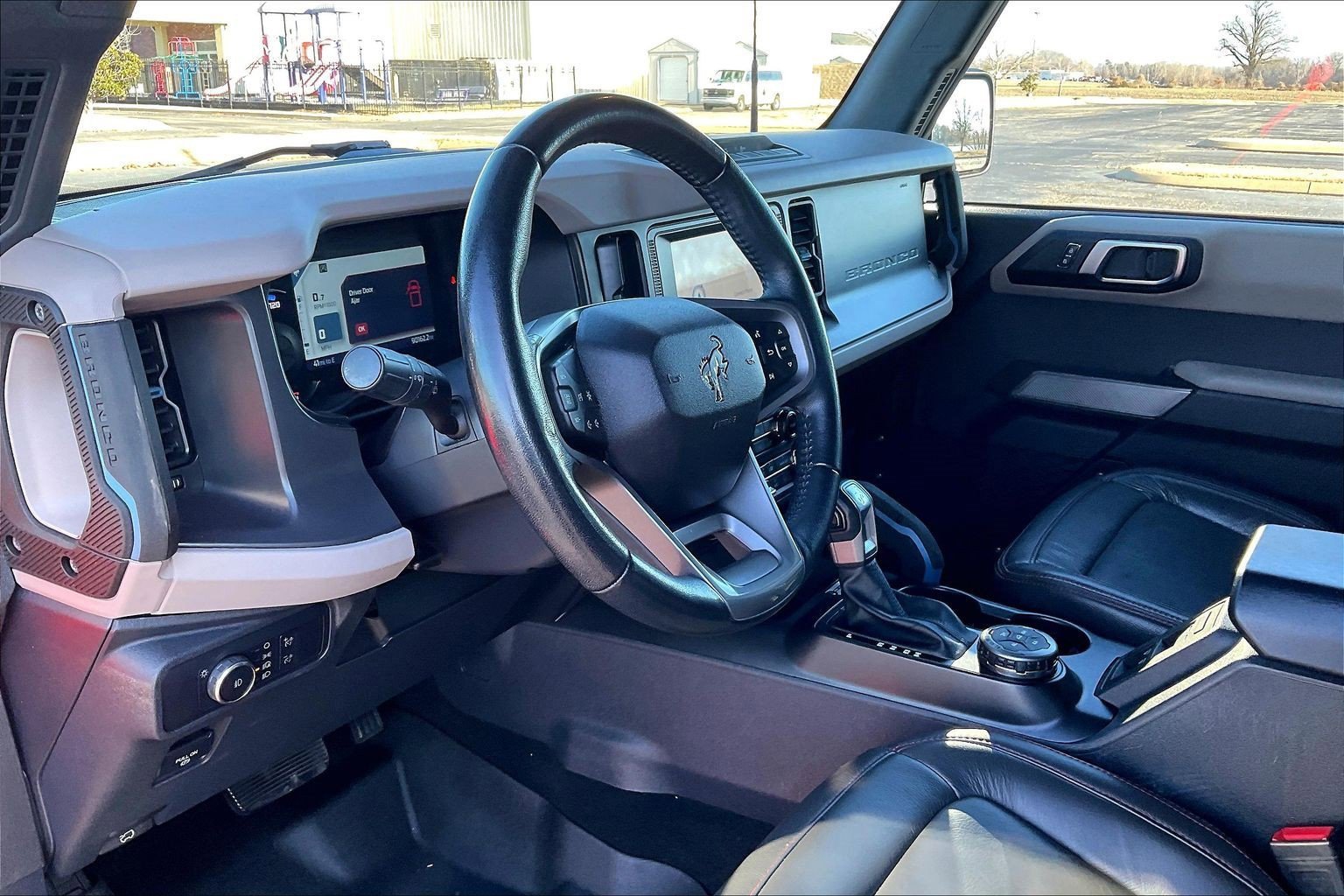 Used 2022 Ford Bronco Wildtrak image 14