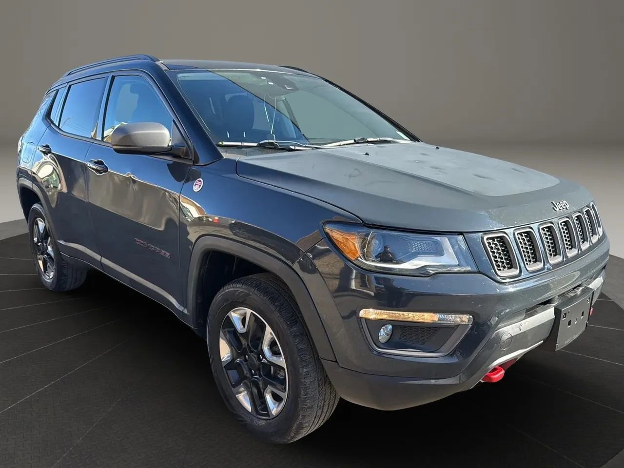 Used 2018 Jeep Compass Trailhawk w/ Leather Interior Group image 3