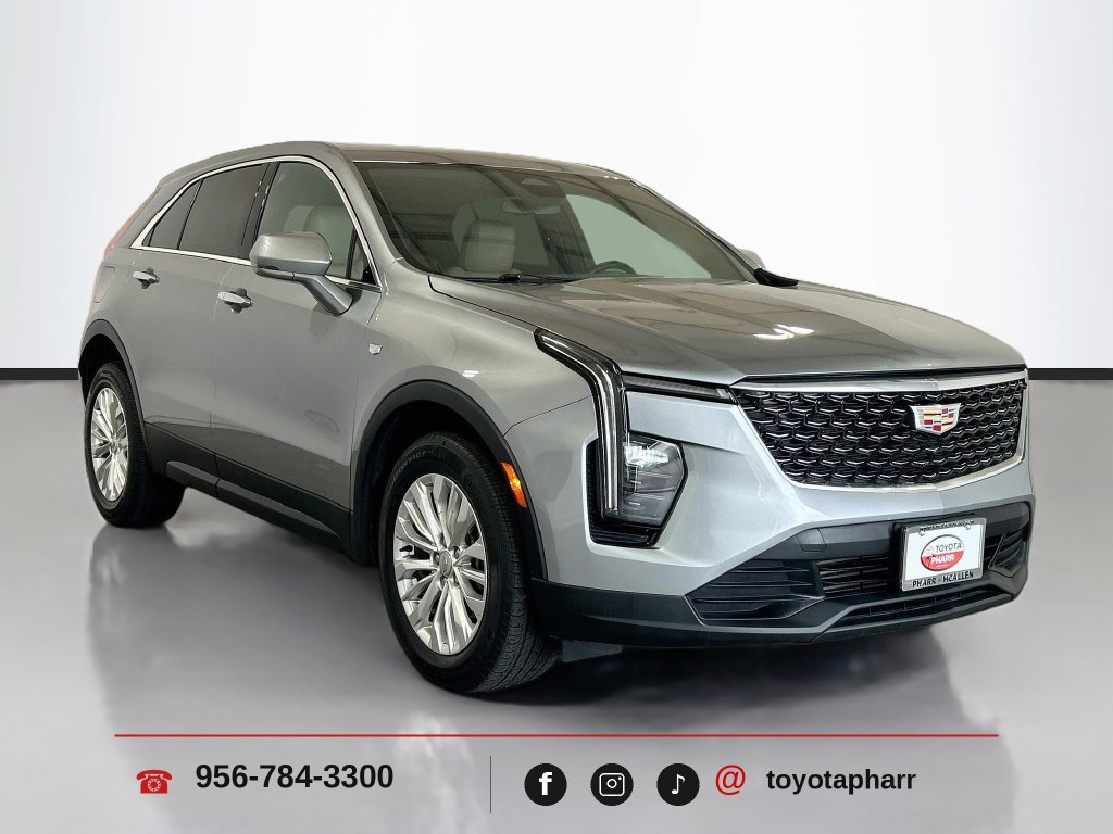 Used 2024 Cadillac XT4 Luxury FWD image 3