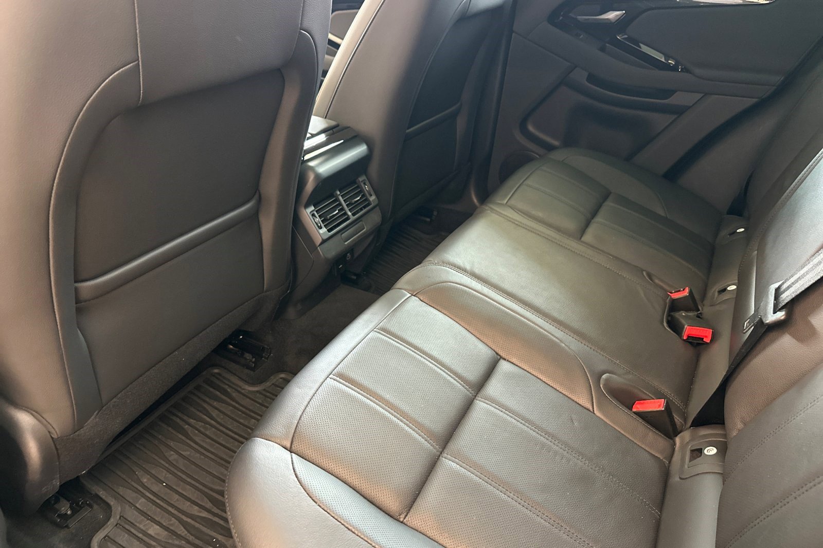 Used 2026 Land Rover Range Rover Evoque S image 25