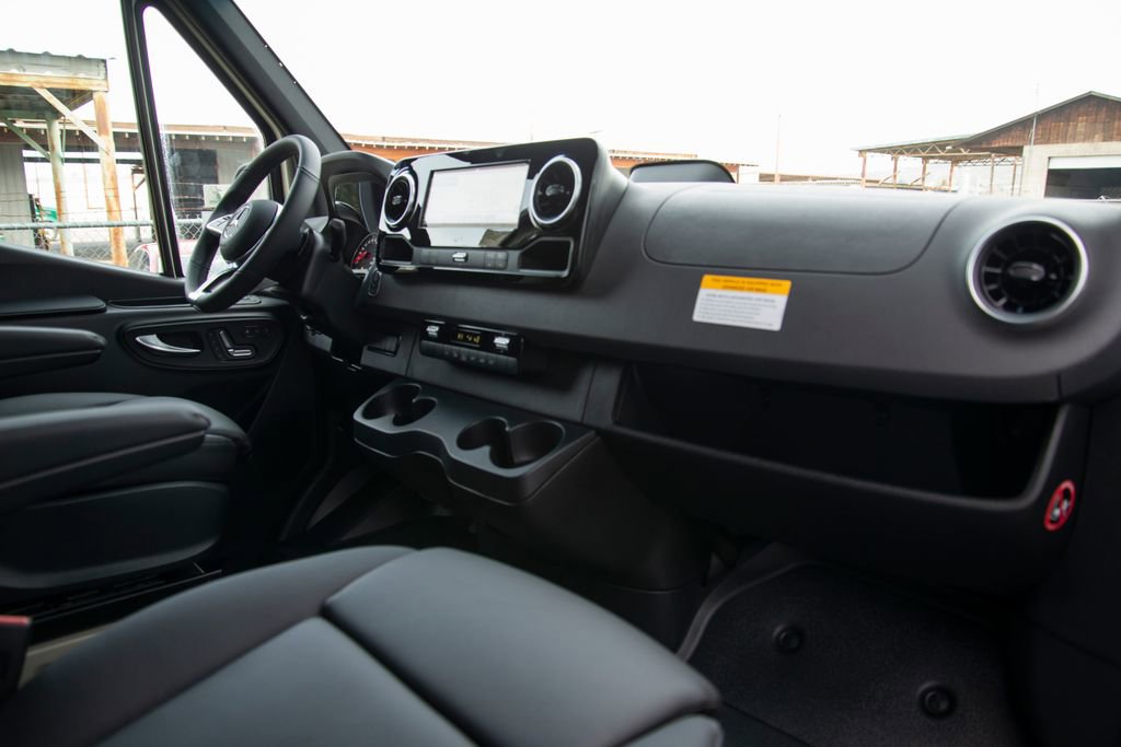 New 2026 Mercedes-Benz Sprinter 2500 image 14