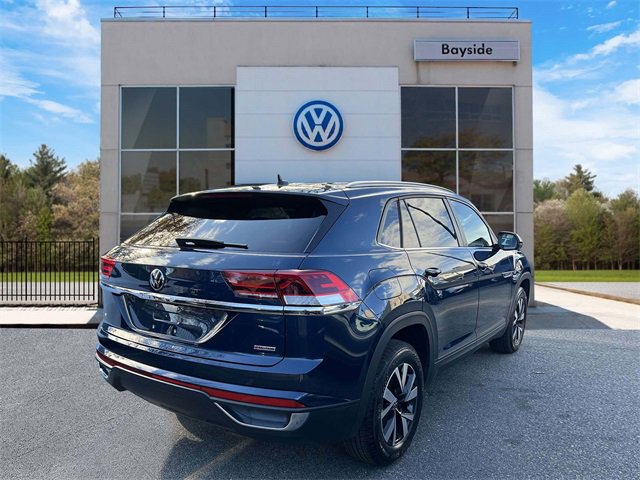 Certified 2022 Volkswagen Atlas Cross Sport SE image 5