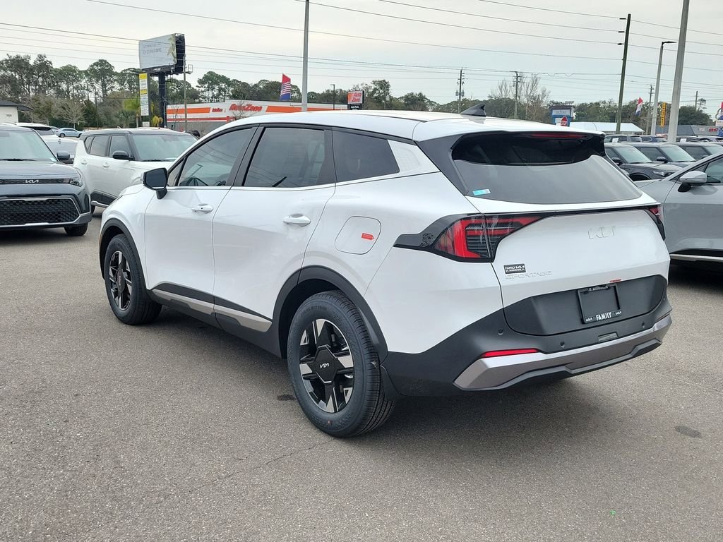 New 2026 Kia Sportage LX w/ LX Convenience Package FWD image 4