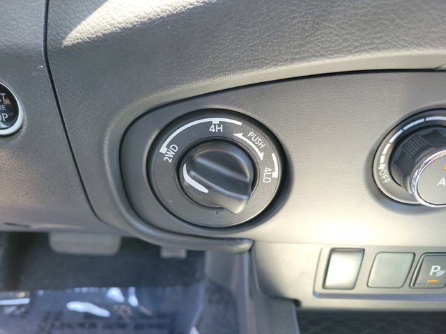 Used 2023 Nissan Frontier S w/ Technology Package image 21