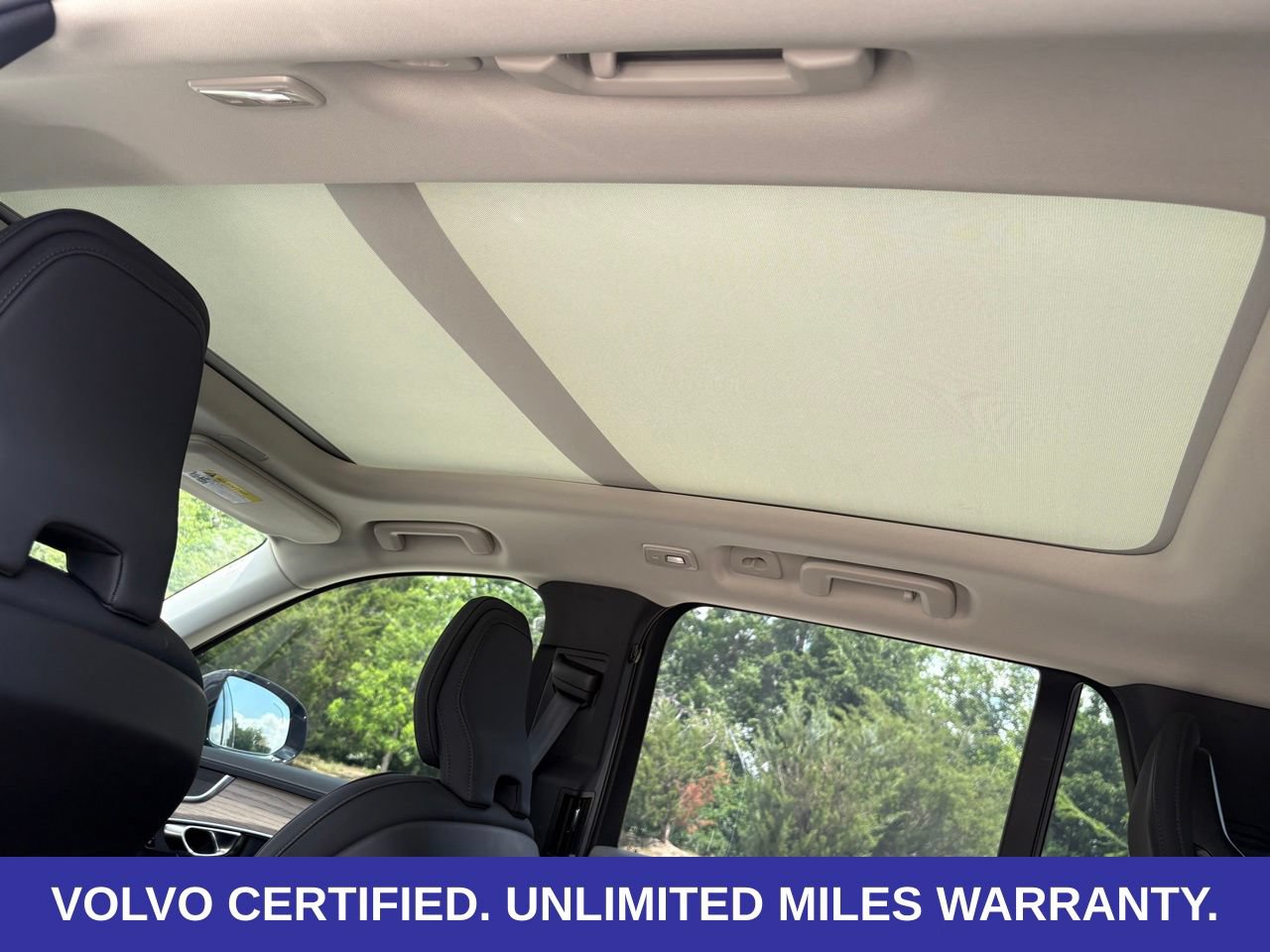 Certified 2025 Volvo XC90 B6 Plus AWD/4WD image 31