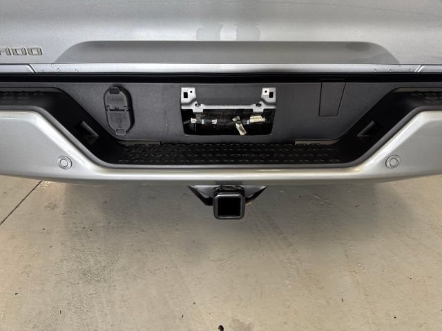 Used 2025 Chevrolet Colorado LT w/ Advanced Trailering Package AWD/4WD image 14