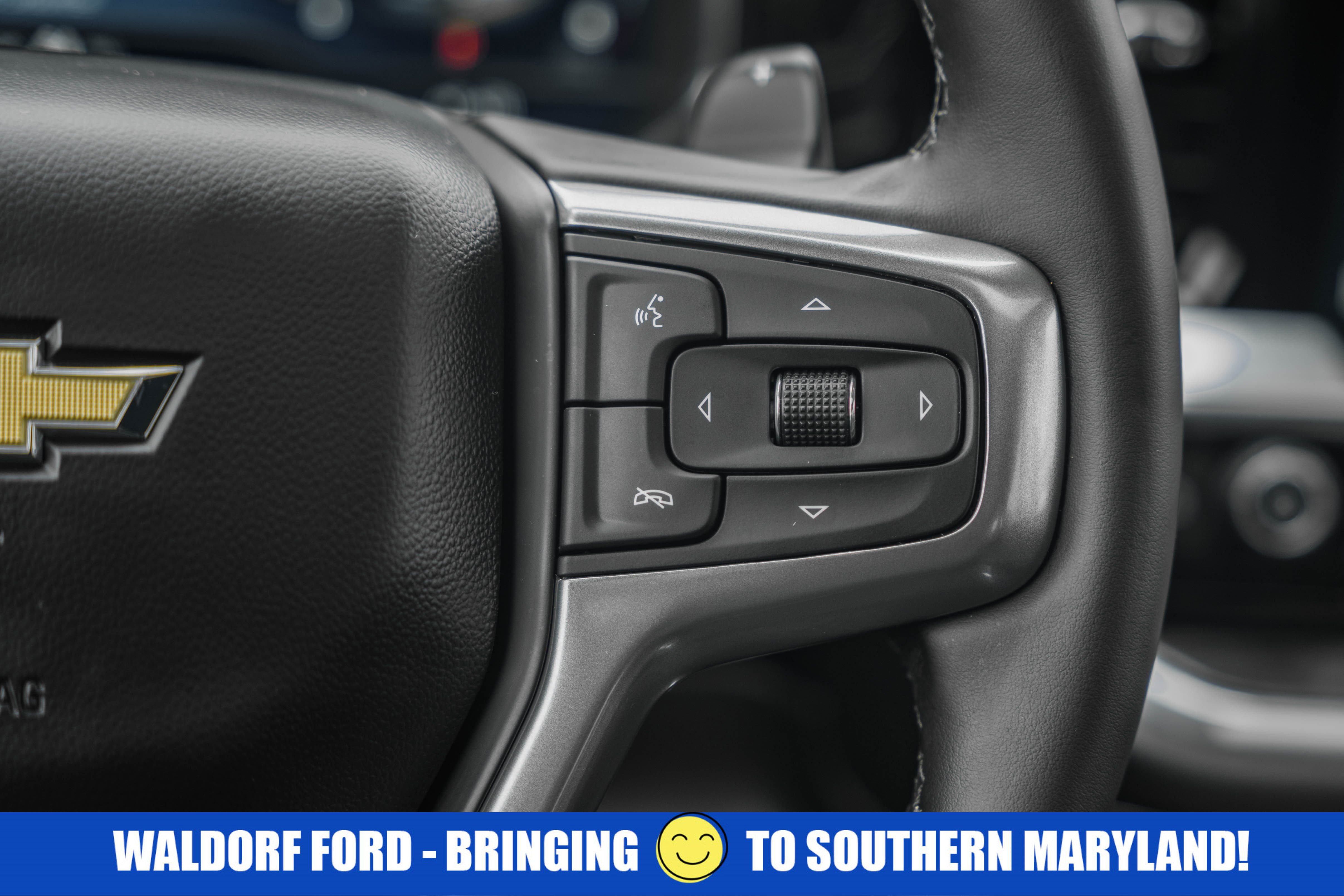 Used 2024 Chevrolet Silverado 1500 LTZ w/ LTZ Premium Package image 33