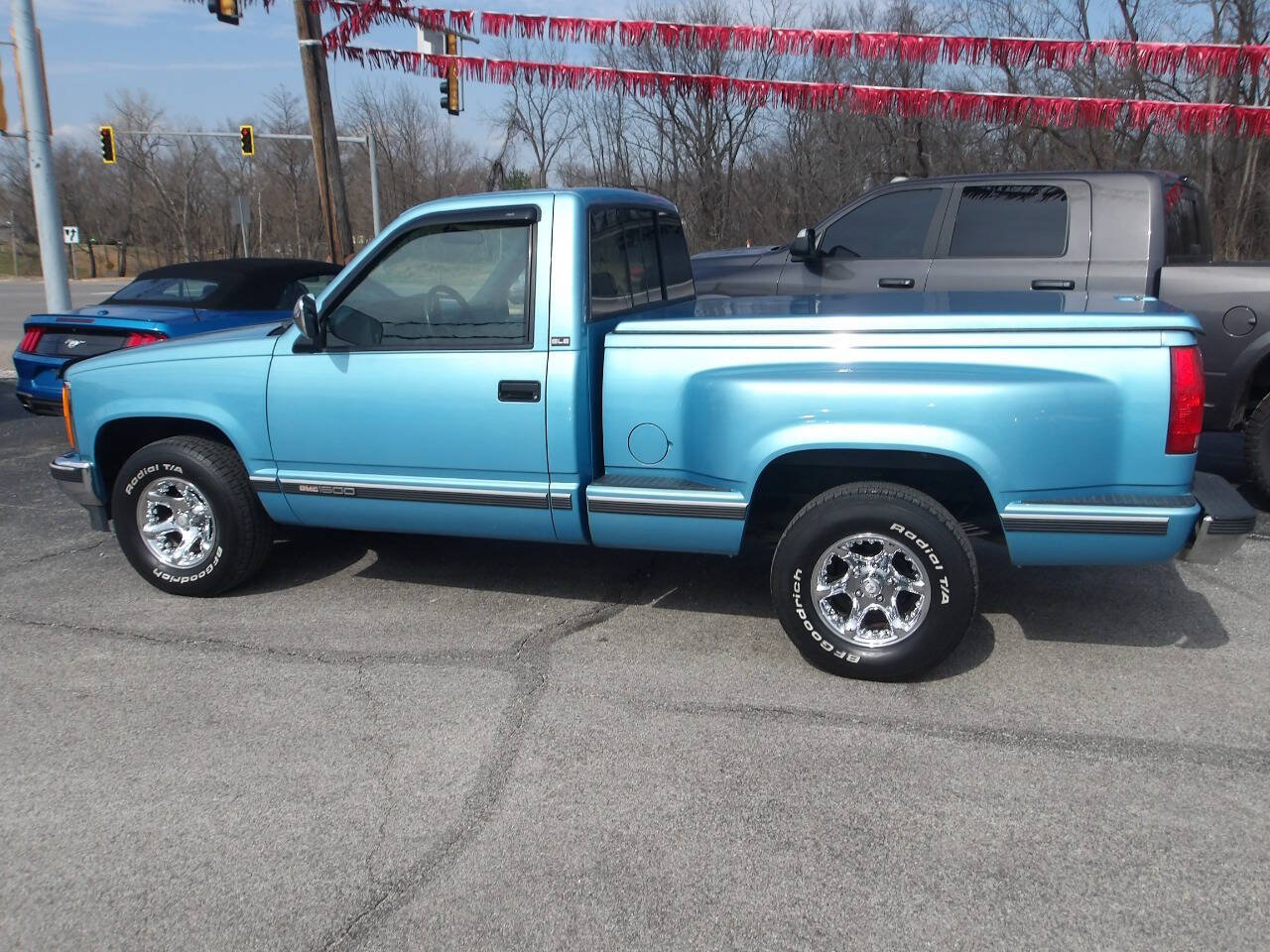 Used 1993 GMC Sierra 1500 2WD Regular Cab image 4