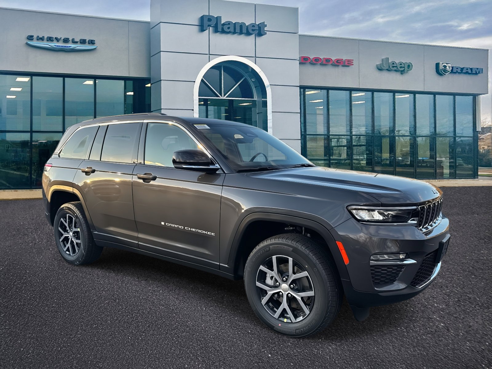 New 2025 Jeep Grand Cherokee Limited image 1