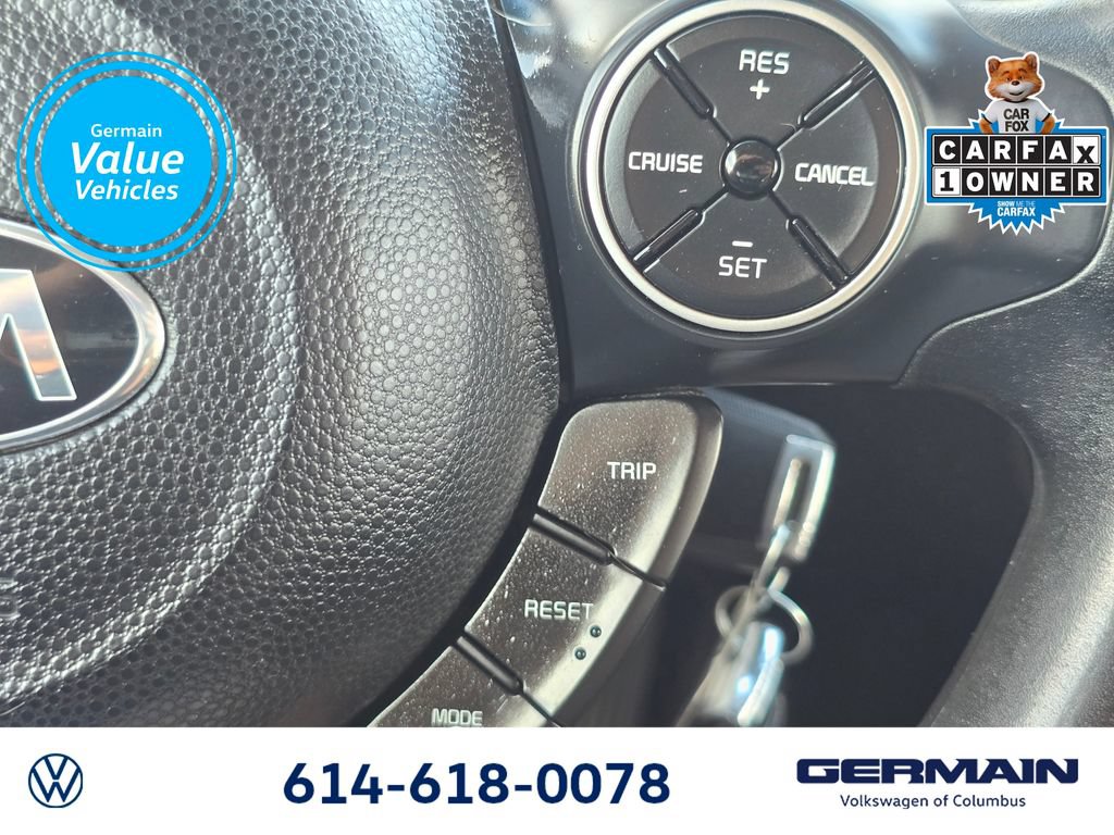 Used 2016 Kia Soul + FWD image 30