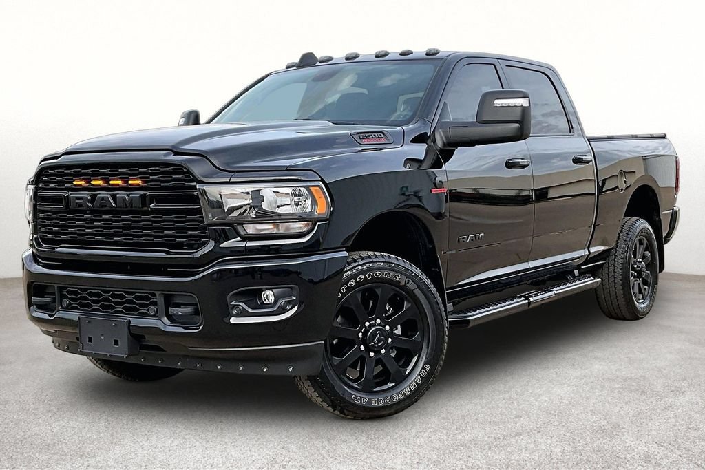 Used 2024 RAM 2500 Big Horn w/ Night Edition AWD/4WD image 14