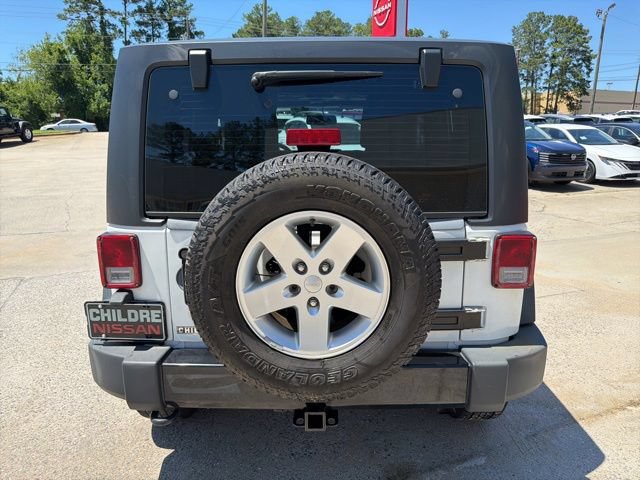 Used 2013 Jeep Wrangler Sport AWD/4WD image 7