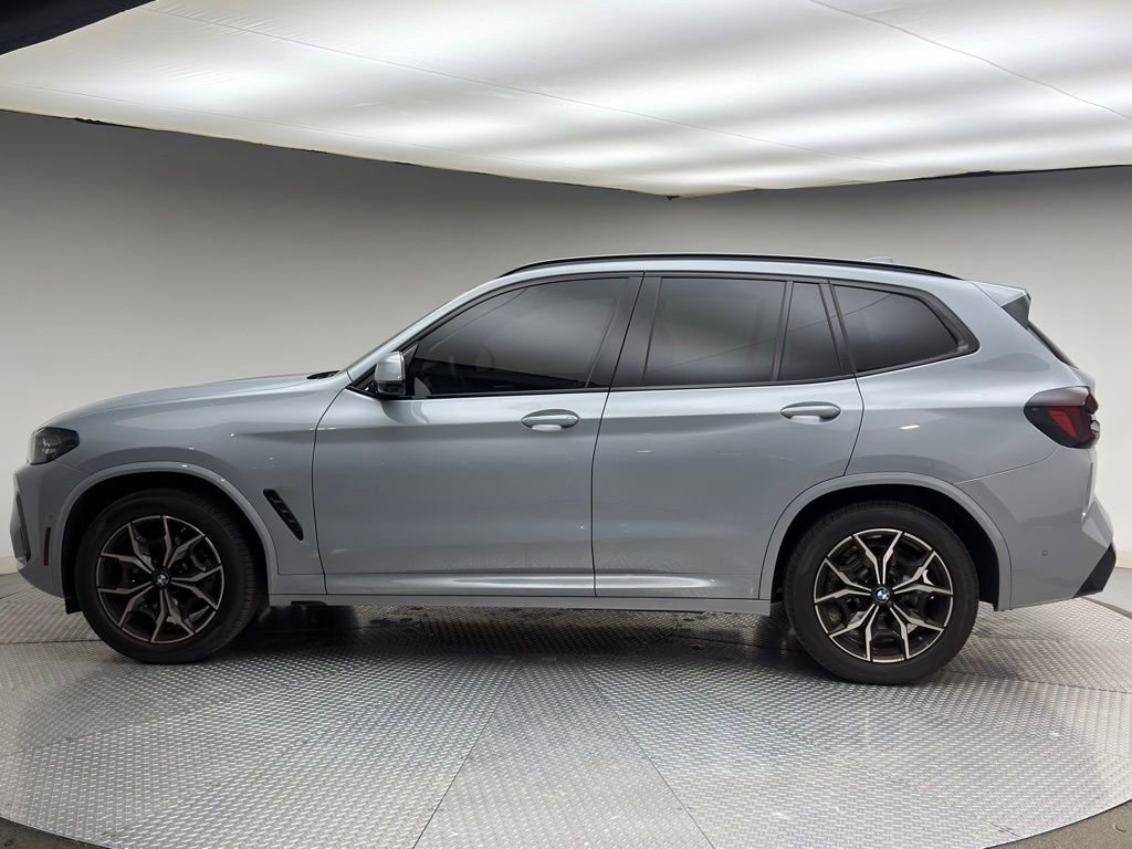 Used 2024 BMW X3 xDrive30i w/ M Sport Package image 2