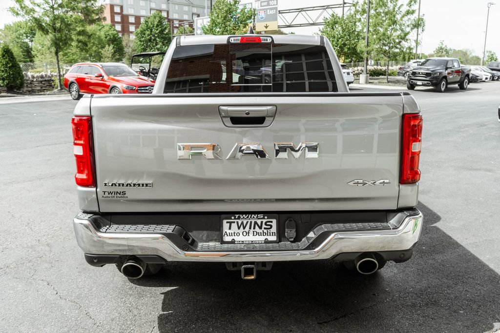 Used 2025 RAM 1500 Laramie AWD/4WD image 37
