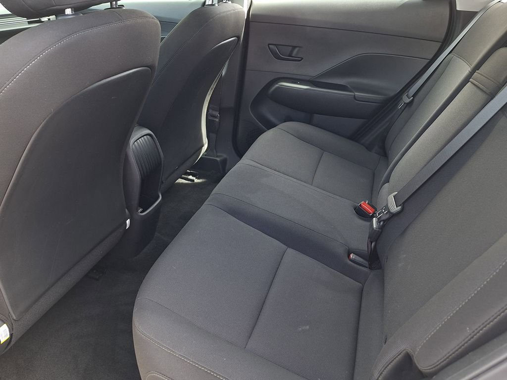 Certified 2024 Hyundai Kona SE image 11
