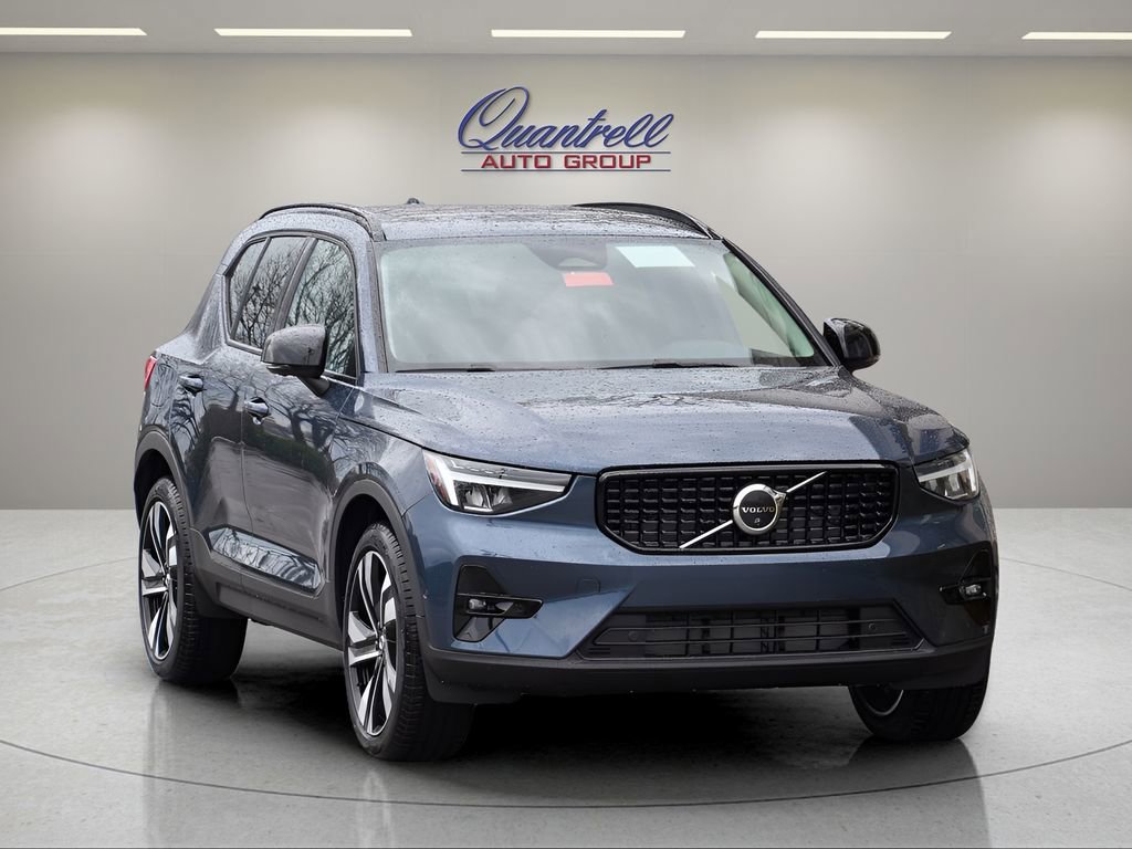 New 2026 Volvo XC40 B5 Plus w/ Protection Package Premier image 2