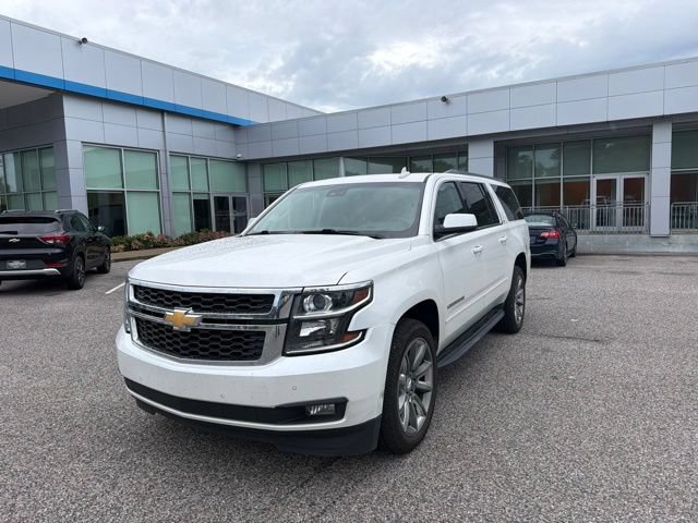 Used 2019 Chevrolet Suburban LT RWD image 1
