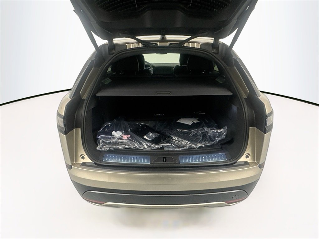 New 2026 Land Rover Range Rover Velar Dynamic SE image 26
