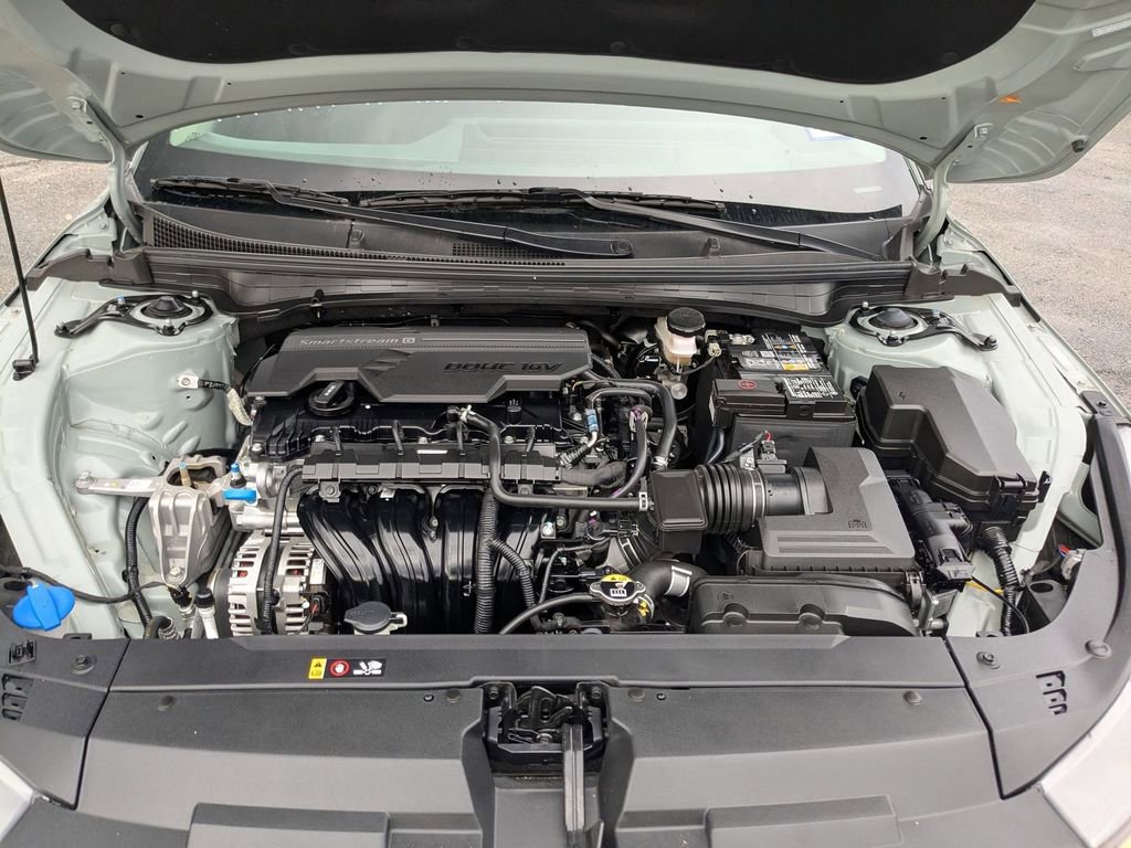 Used 2025 Kia K4 LXS image 23