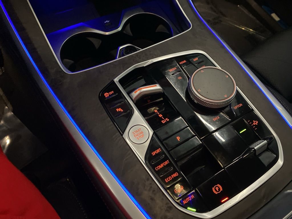 Certified 2025 BMW X7 xDrive40i w/ M Sport Package image 23