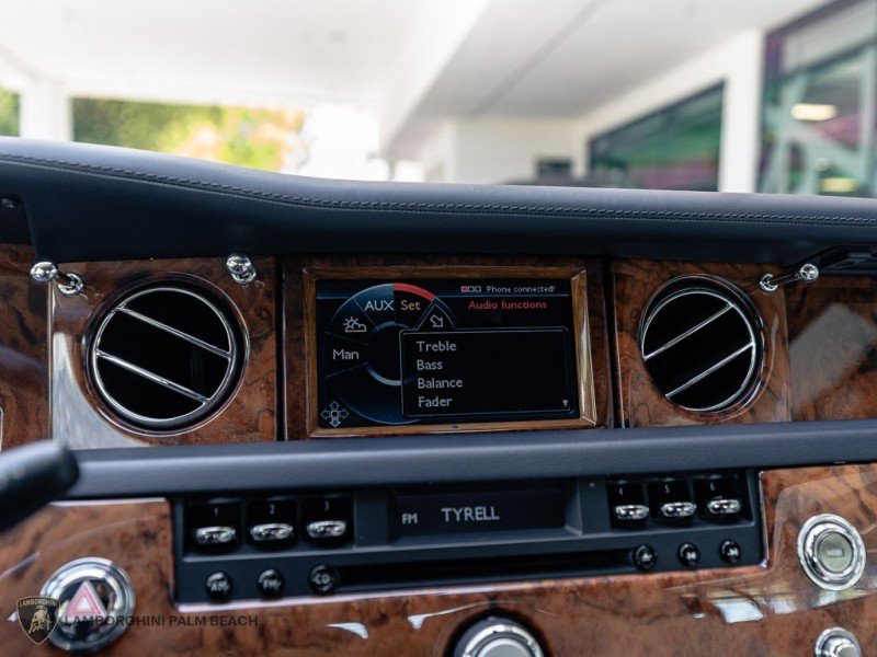 Used 2010 Rolls-Royce Phantom Coupe RWD image 29