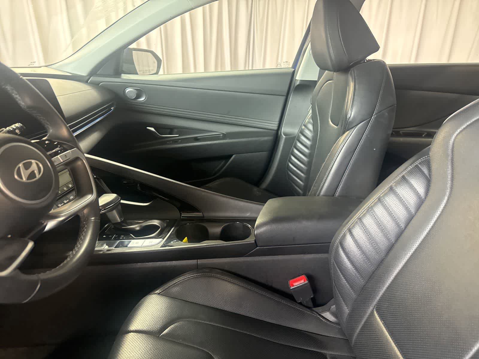 Used 2024 Hyundai Elantra Limited FWD image 20