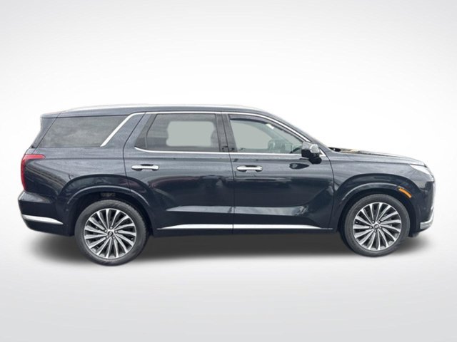 Used 2023 Hyundai Palisade Calligraphy w/ Cargo Package AWD/4WD image 6