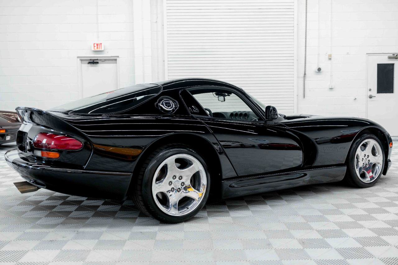 Used 2000 Dodge Viper GTS RWD image 7