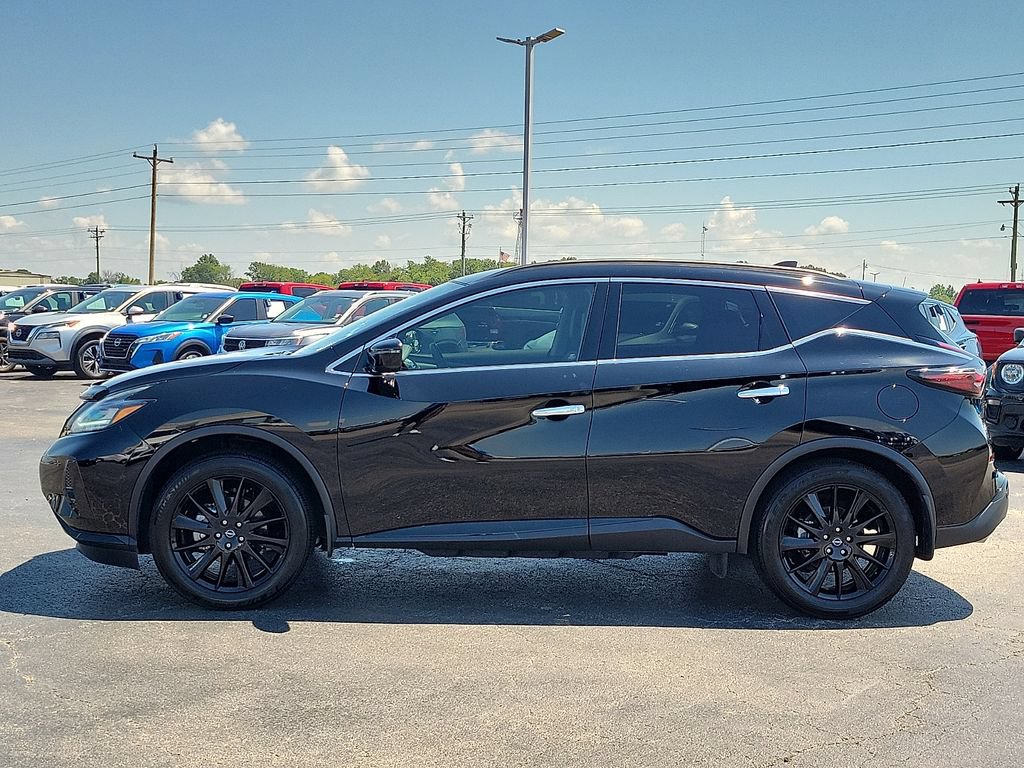 Used 2024 Nissan Murano SV w/ SV Midnight Edition Package FWD image 3