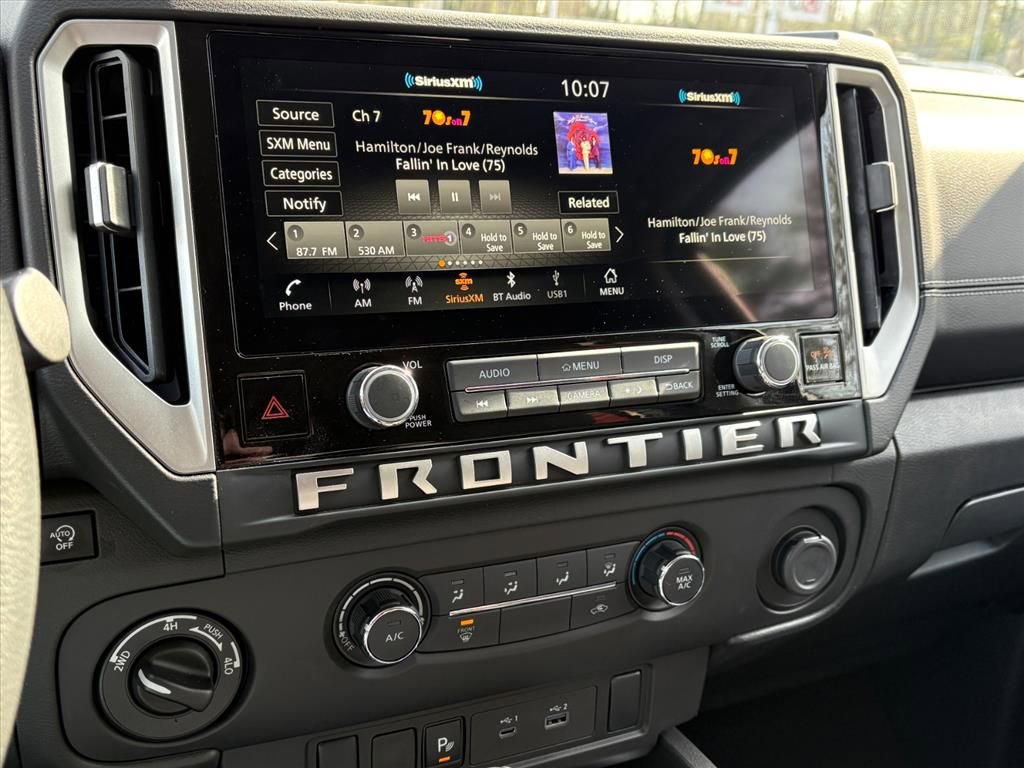 Certified 2025 Nissan Frontier SV image 12