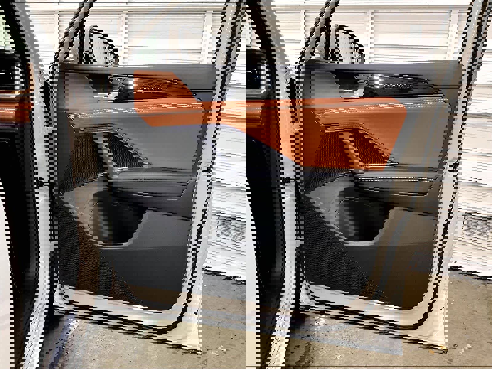 New 2026 Volkswagen Tiguan SEL R-Line image 31