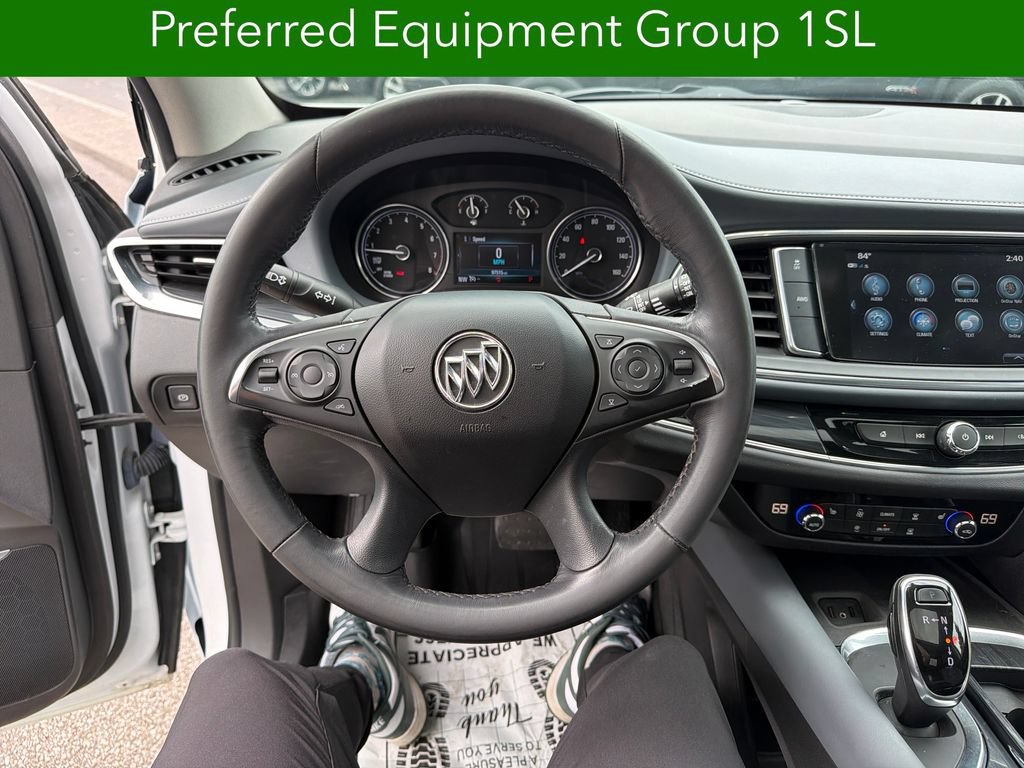Used 2019 Buick Enclave Essence AWD/4WD image 16