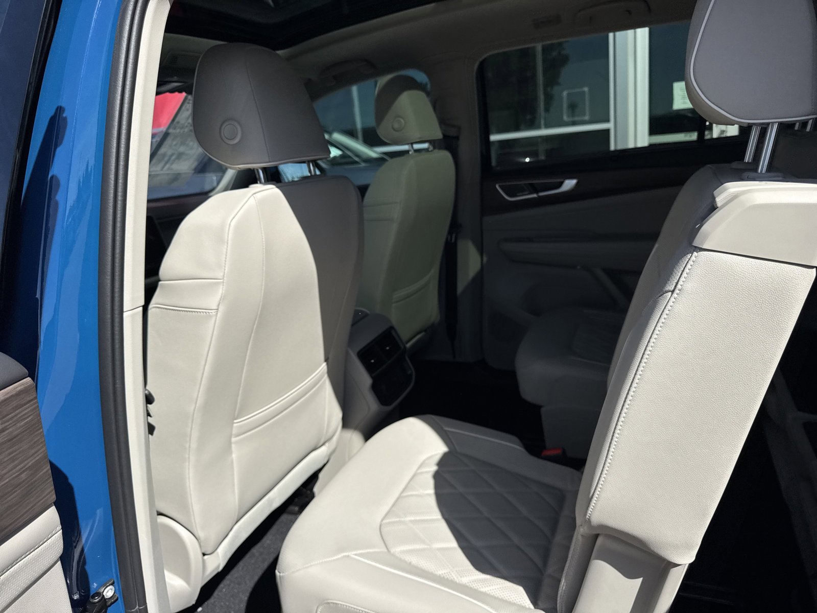 New 2026 Volkswagen Atlas SEL Premium R-Line image 18