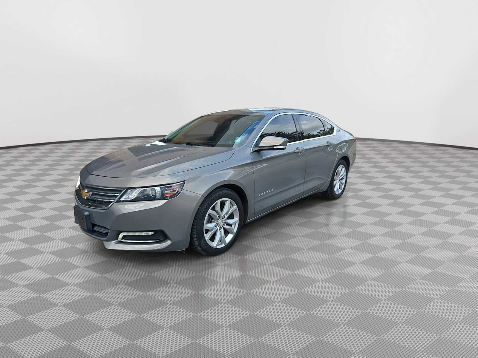 Used 2019 Chevrolet Impala LT image 4