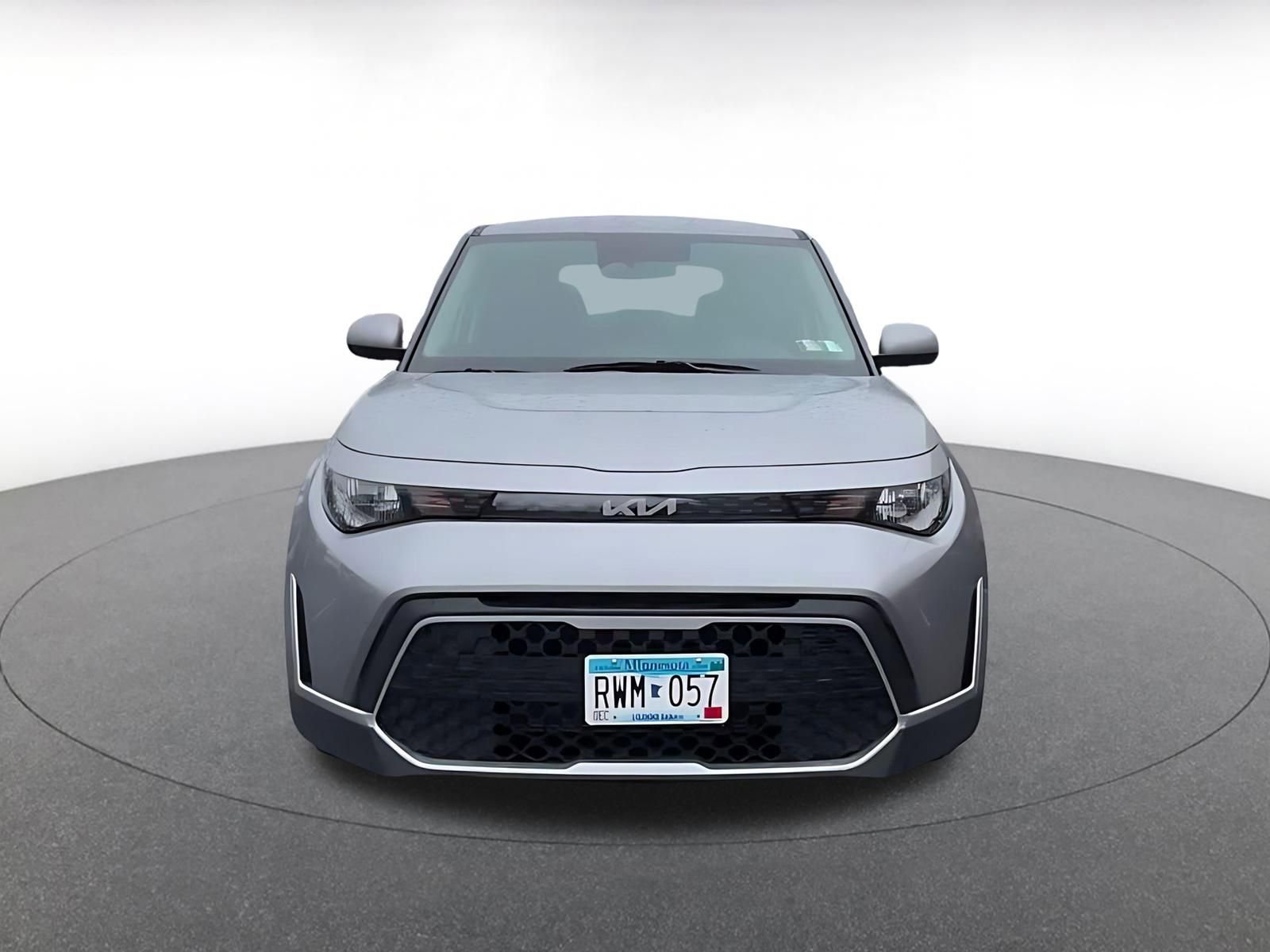 Used 2025 Kia Soul LX w/ LX Technology Package FWD image 4