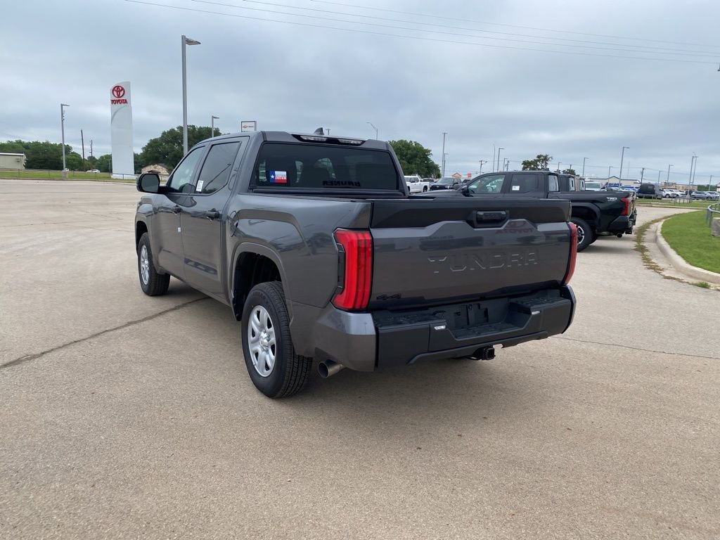 New 2025 Toyota Tundra SR image 10