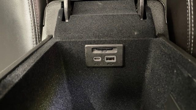 Used 2025 Cadillac XT5 Premium Luxury image 43