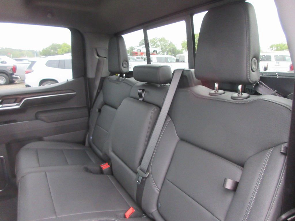 New 2026 GMC Sierra 1500 SLT w/ SLT Premium Plus Package image 15