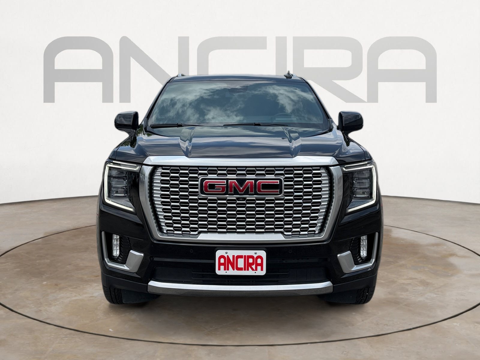 Used 2023 GMC Yukon XL Denali AWD/4WD image 5