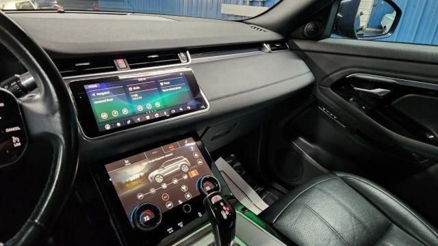 Used 2020 Land Rover Range Rover Evoque SE image 28