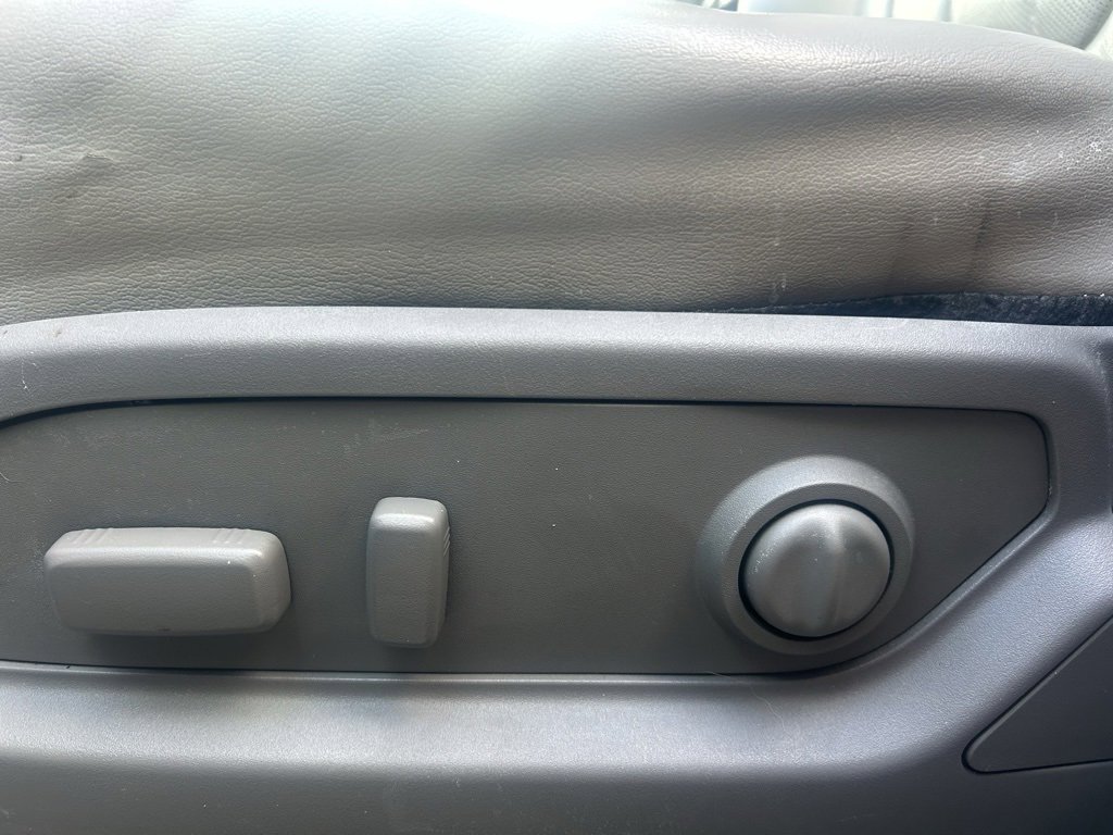 Used 2014 Chevrolet Traverse LTZ w/ LPO, 'HIT The Road' Package image 12